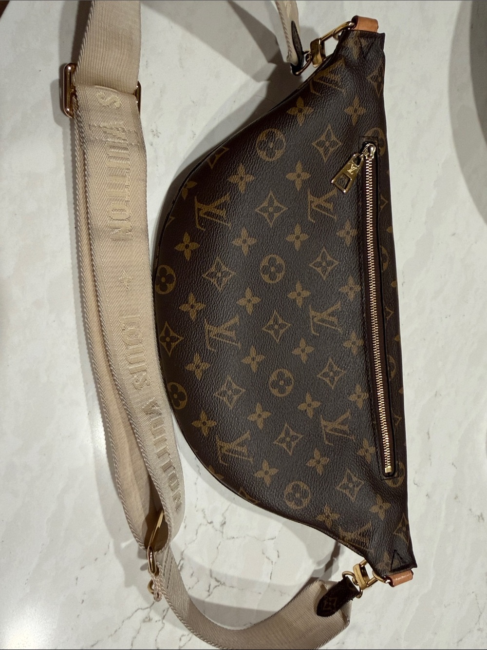 Louis Vuitton Monogram Canvas Belt Bag in Brown with Tan Trim - Picture 2 of 4